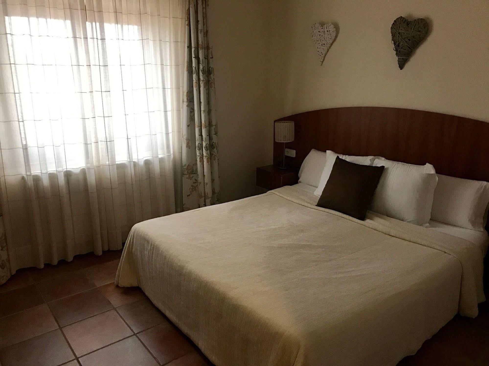 Mas Duc Guest House Brunyola Exterior photo